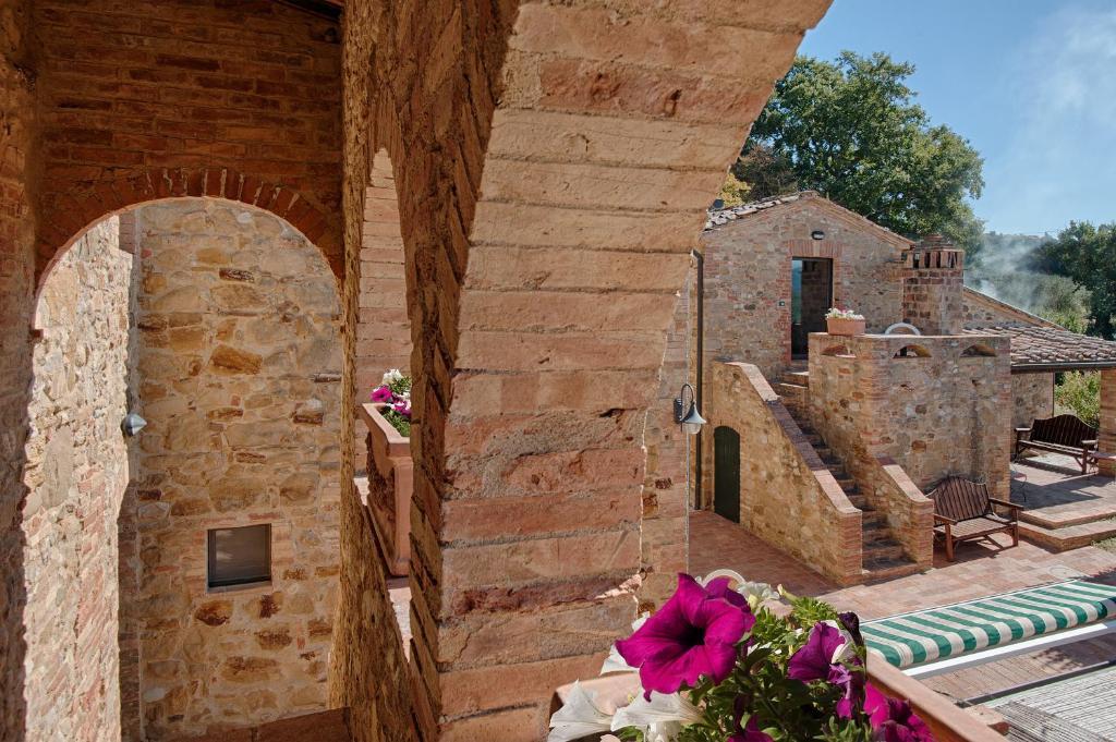 Podere La Ciabatta Casole dʼElsa Exteriör bild
